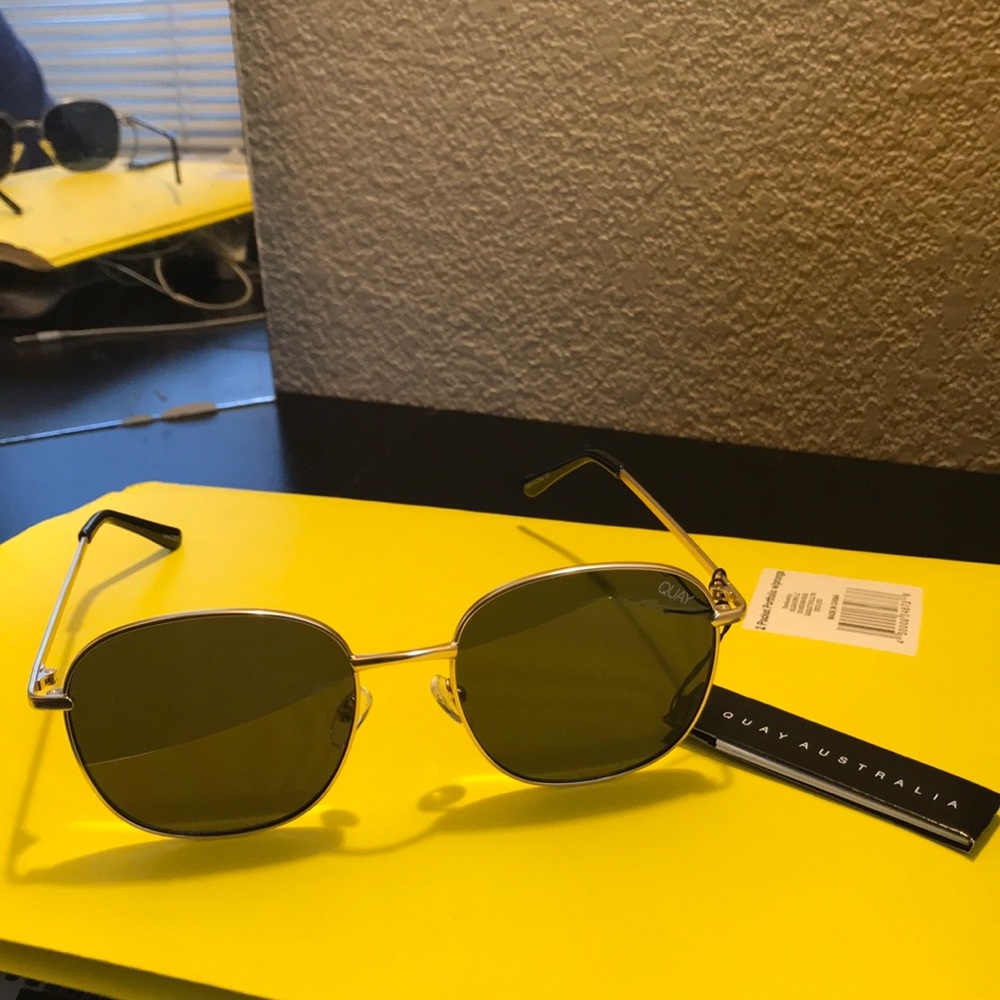 Brand new Quay Australia “Jezabell” sunglasses